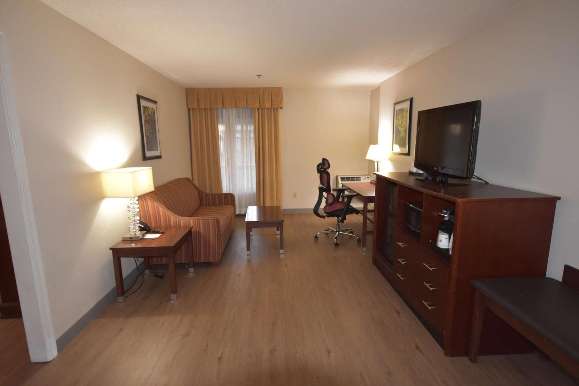 Best Western Plus Governor'S Inn Richmond Midlothian Εξωτερικό φωτογραφία