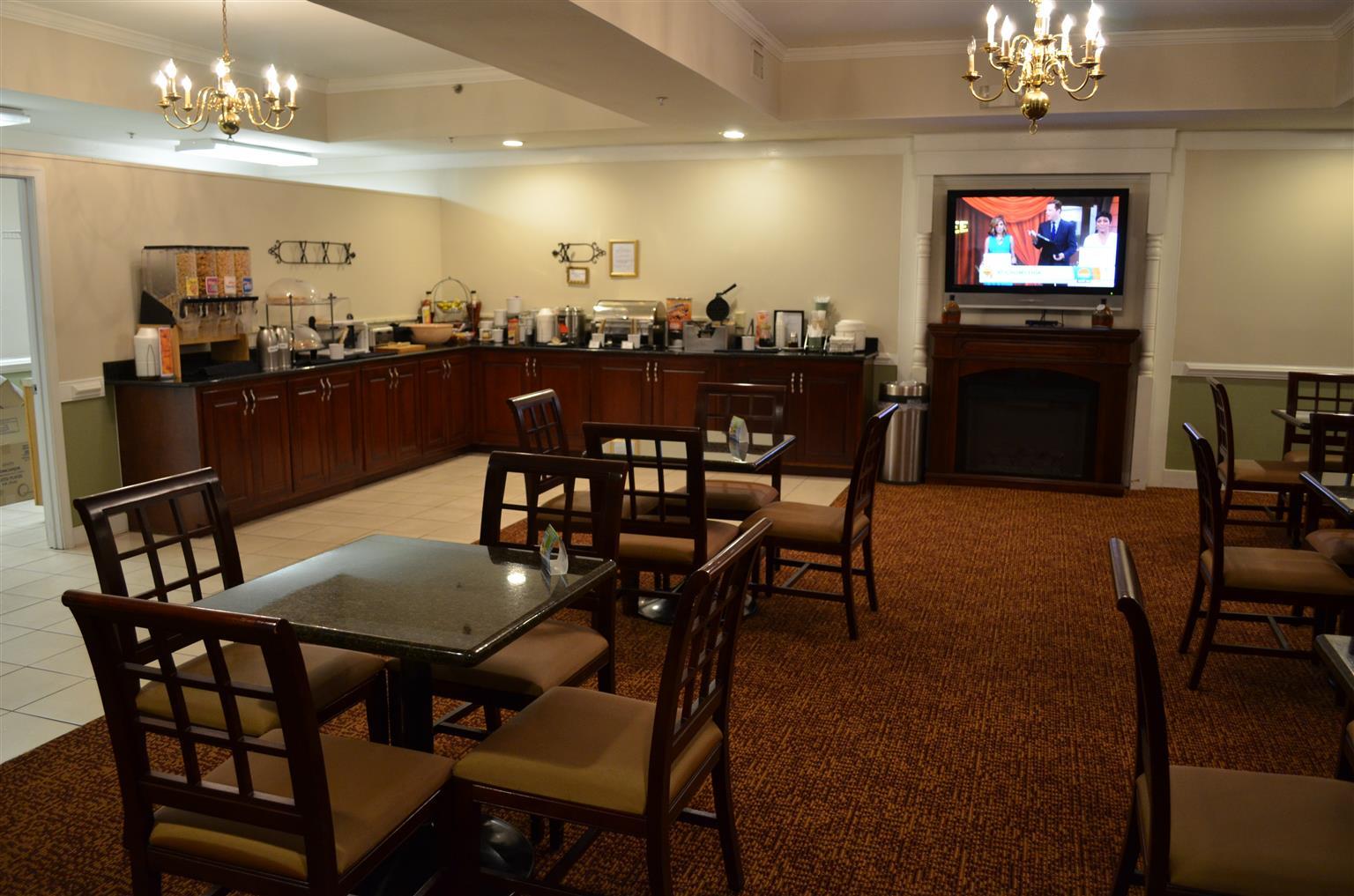 Best Western Plus Governor'S Inn Richmond Midlothian Εξωτερικό φωτογραφία